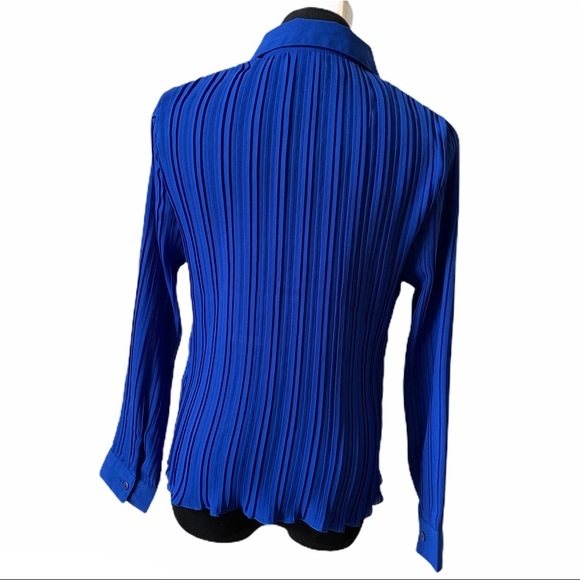 New gear pleated long sleeve Button Down Blouse - Picture 3 of 7